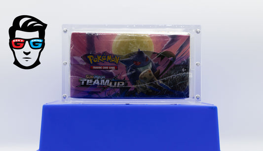 Team Up Booster Box Sun & Moon With Acrylic Case