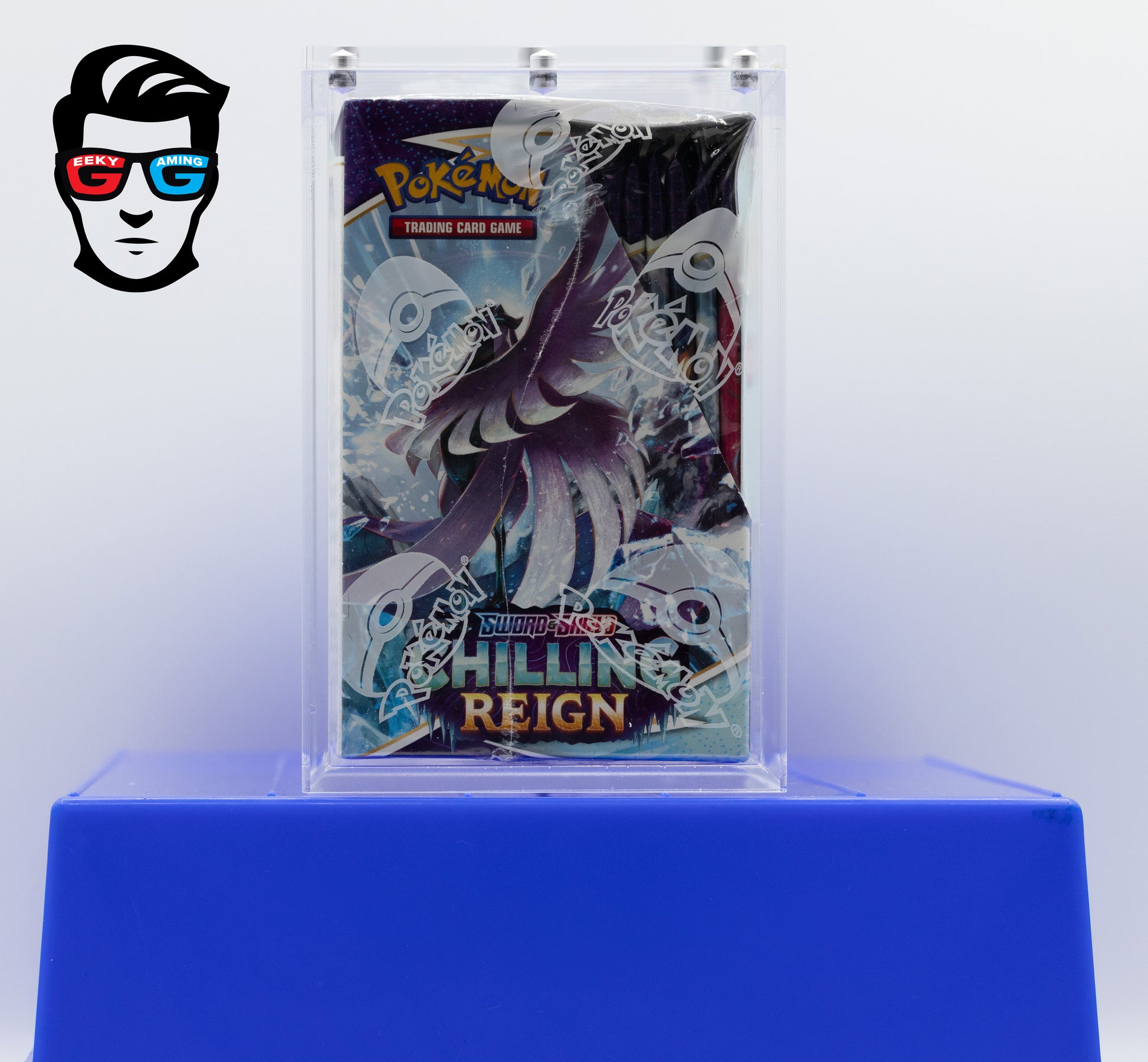Chilling Reign Booster Box Sword & Shield with Acrylic Case