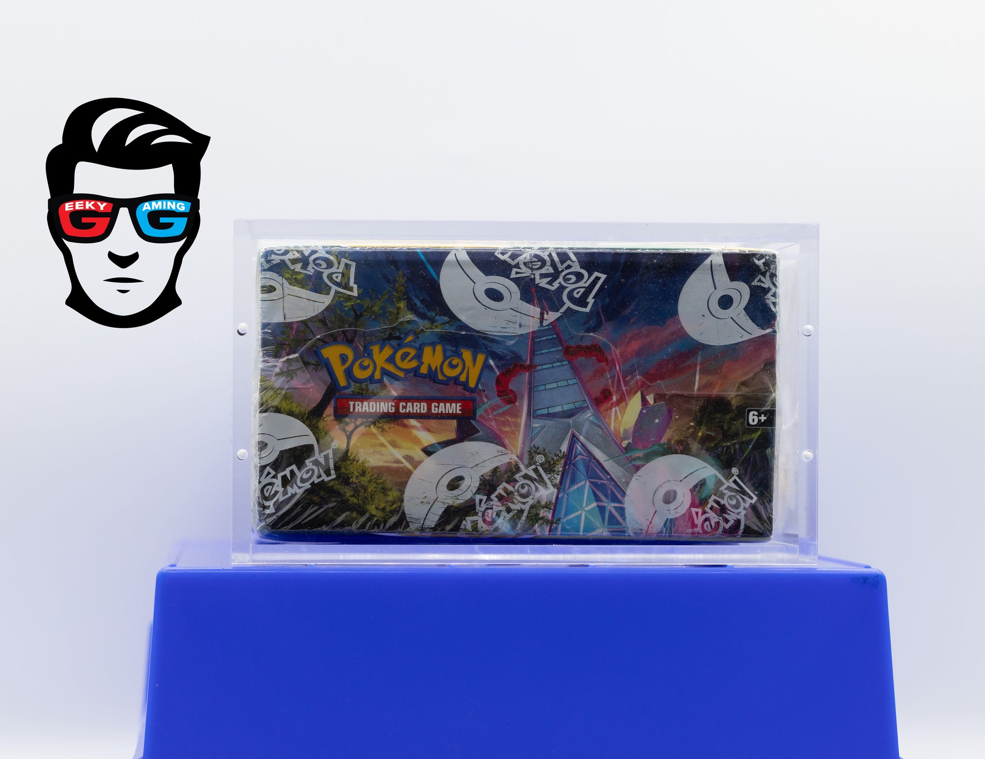 Evolving Skies Booster Box Sword & Shield with High Quality Magnetic Acrylic Case