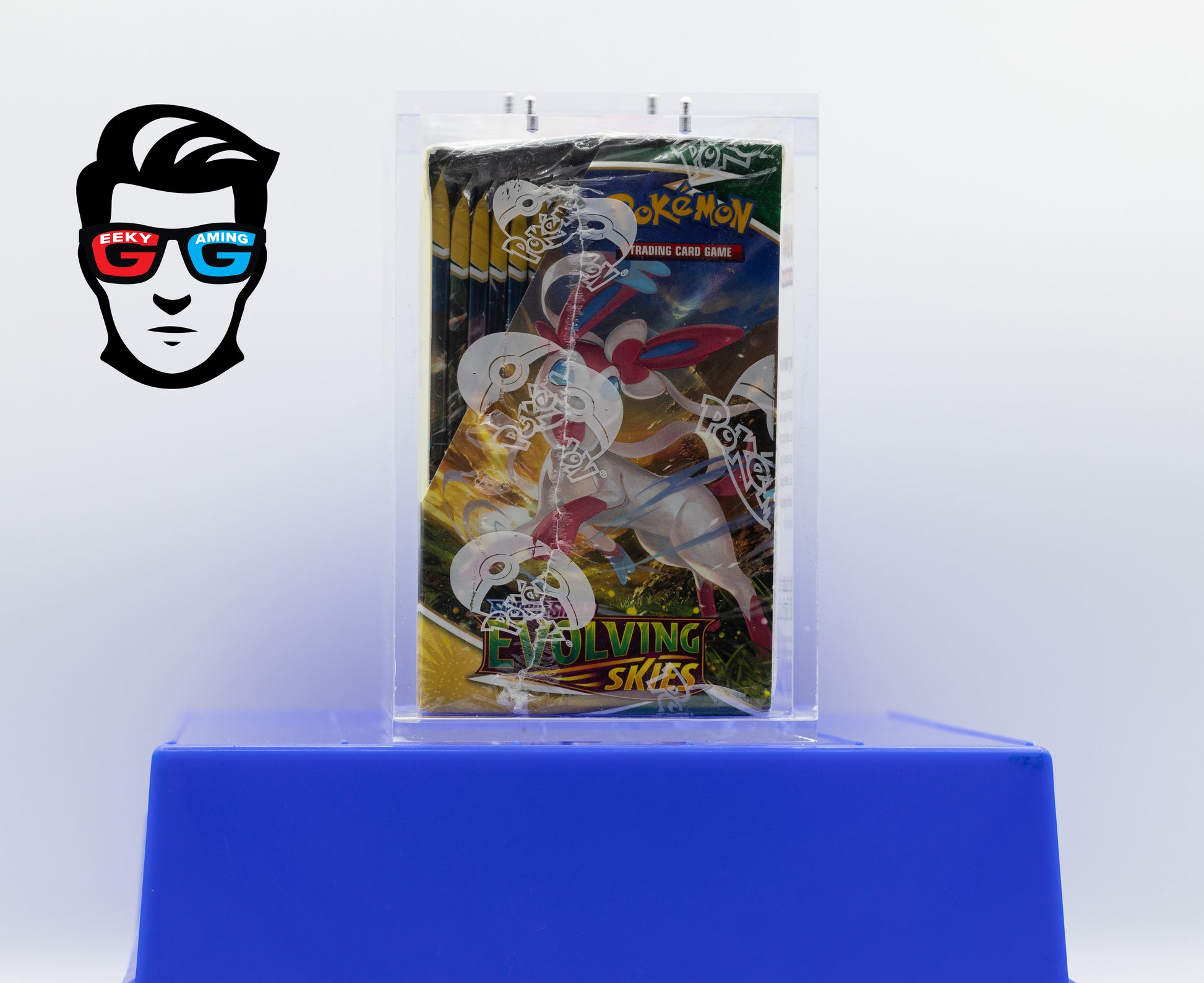 Evolving Skies Booster Box Sword & Shield with High Quality Magnetic Acrylic Case