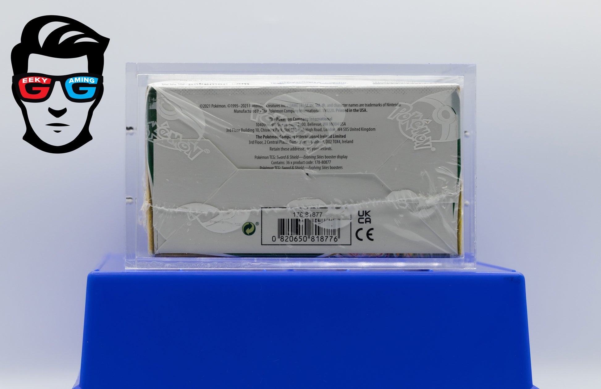 Evolving Skies Booster Box Sword & Shield with High Quality Magnetic Acrylic Case