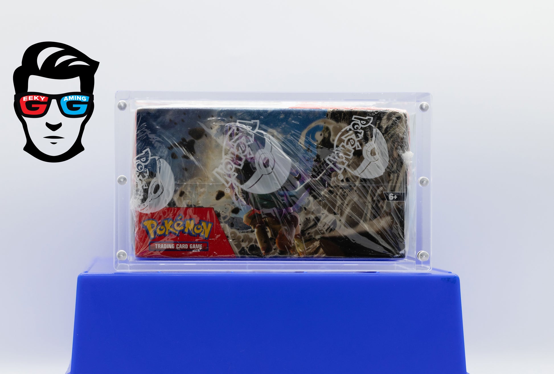 Paldea Evolved Scarlet & Violet Factory Sealed Booster Box with High Quality Magnetic Acrylic Case
