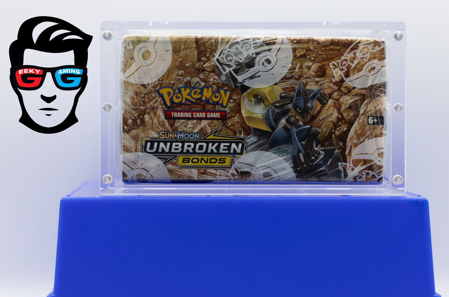 Unbroken Bonds Booster Box Sun & Moon Factory Sealed with Acrylic Case