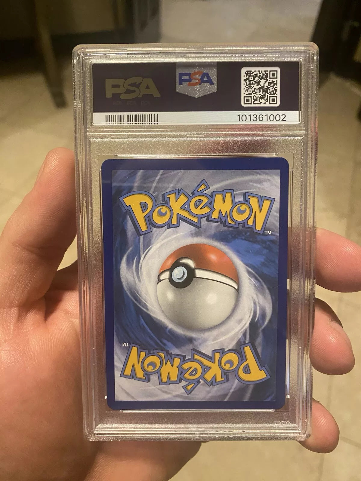 PSA 10 M Charizard EX (Full Art) 101/108 Evolutions Holo