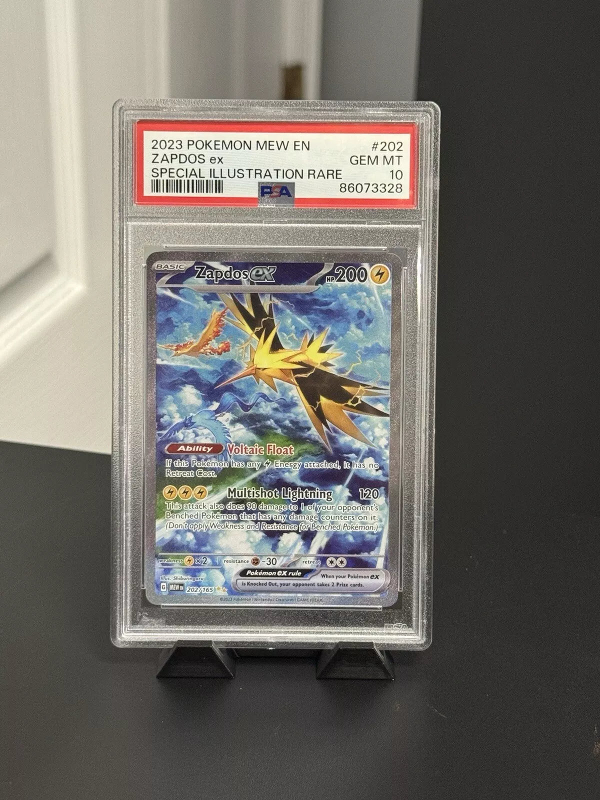 PSA 10 Zapdos EX #202/165 Scarlet and Violet 151 HOLO Rare